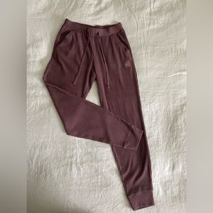 Alo Yoga Muse Sweatpants
